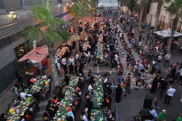 بالفيديو: أكثر من 1500 صائم يجتمعون على مائدة الرحمن في ميناء يافا 